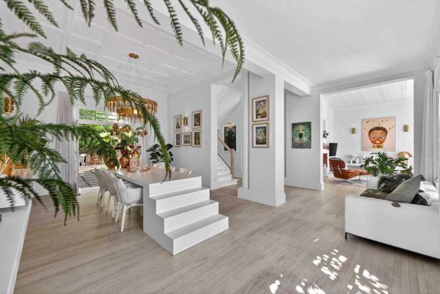 4 Bedroom Property for Sale in Oranjezicht Western Cape